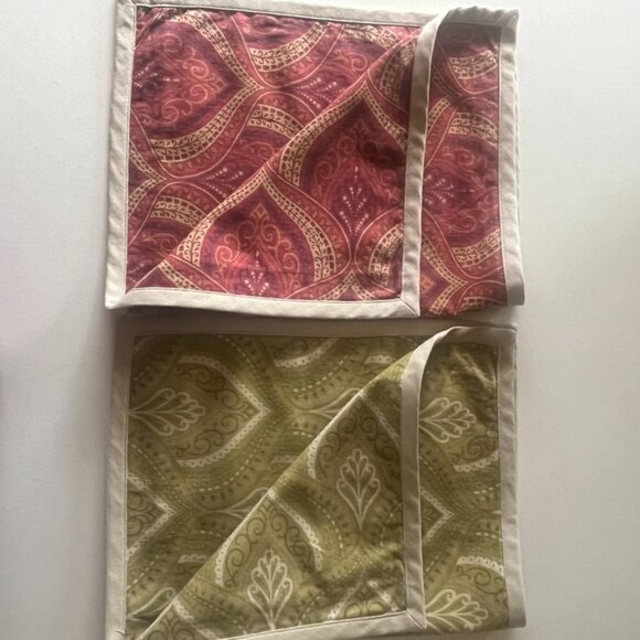 Vtg Pottery Barn Moroccan Linen Blend Pillow Covers (2) Red & Green 16x26 - Picture 4 of 6